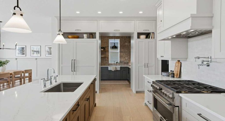 136 Creekstone Hill, Calgary, Alberta T2X 5G6, 4 Bedrooms Bedrooms, ,4 BathroomsBathrooms,Residential,For Sale,Creekstone,A2297409