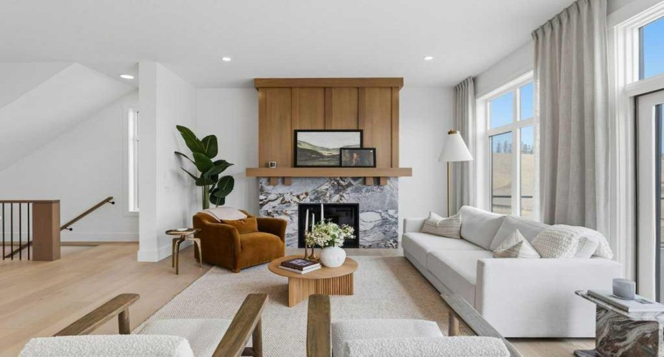 136 Creekstone Hill, Calgary, Alberta T2X 5G6, 4 Bedrooms Bedrooms, ,4 BathroomsBathrooms,Residential,For Sale,Creekstone,A2297409