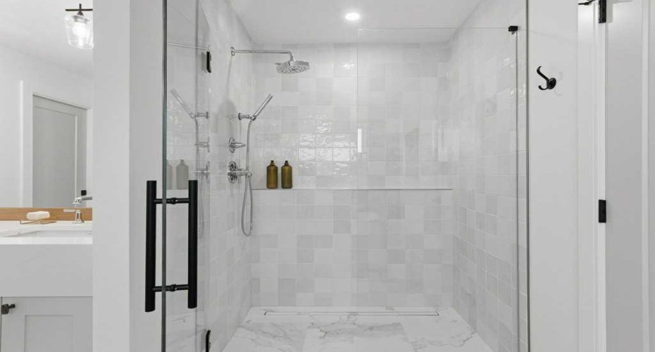 136 Creekstone Hill, Calgary, Alberta T2X 5G6, 4 Bedrooms Bedrooms, ,4 BathroomsBathrooms,Residential,For Sale,Creekstone,A2297409