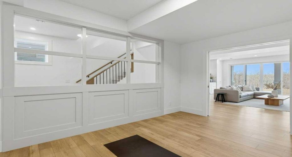 136 Creekstone Hill, Calgary, Alberta T2X 5G6, 4 Bedrooms Bedrooms, ,4 BathroomsBathrooms,Residential,For Sale,Creekstone,A2297409