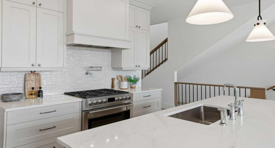 136 Creekstone Hill, Calgary, Alberta T2X 5G6, 4 Bedrooms Bedrooms, ,4 BathroomsBathrooms,Residential,For Sale,Creekstone,A2297409