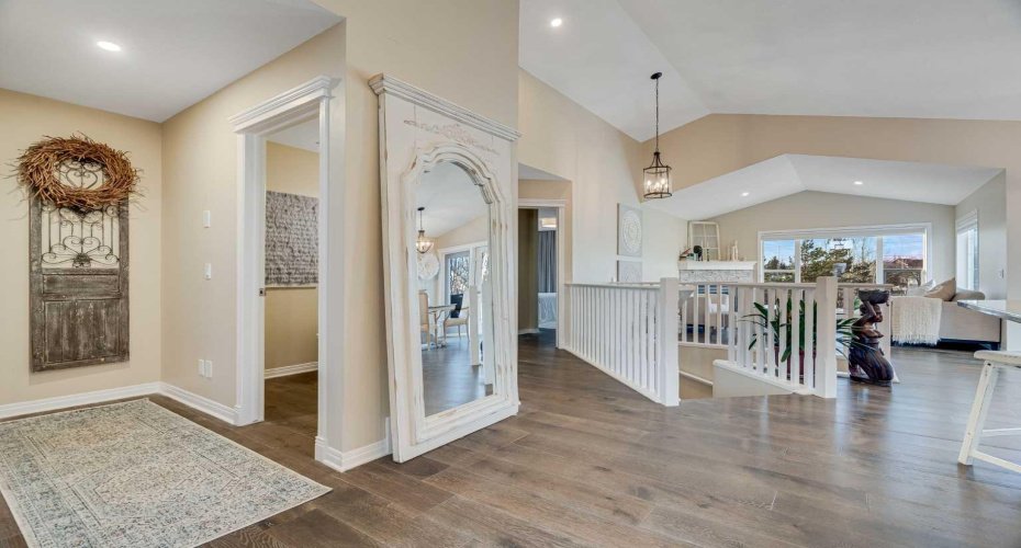 701 Cimarron Close, Okotoks, Alberta T1S1X3, 3 Bedrooms Bedrooms, ,3 BathroomsBathrooms,Residential,For Sale,Cimarron,A2297473