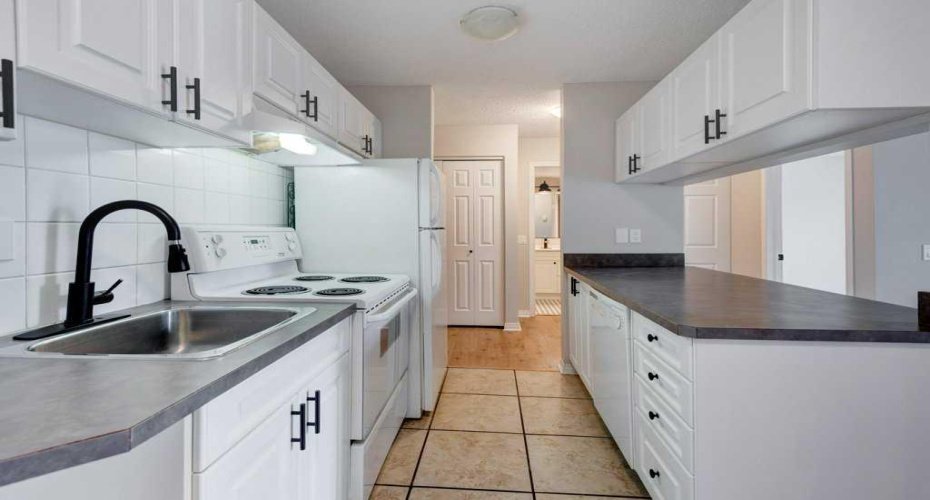 305 25 Avenue, Calgary, Alberta T2S 0L3, 1 Bedroom Bedrooms, ,1 BathroomBathrooms,Residential,For Sale,25,A2297497