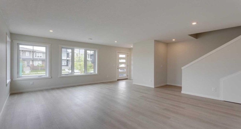 14689 1 Street, Calgary, Alberta T4B3P6, 3 Bedrooms Bedrooms, ,3 BathroomsBathrooms,Residential,For Sale,1,A2297504