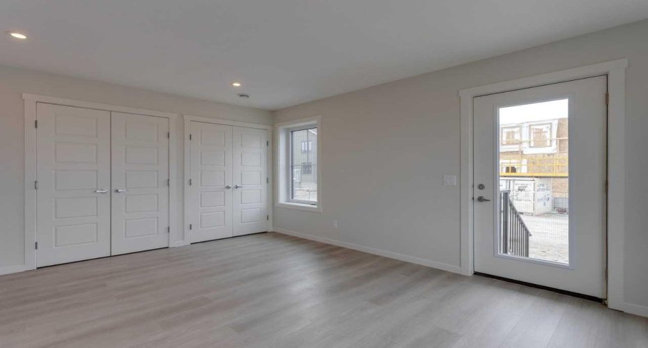 14689 1 Street, Calgary, Alberta T4B3P6, 3 Bedrooms Bedrooms, ,3 BathroomsBathrooms,Residential,For Sale,1,A2297504