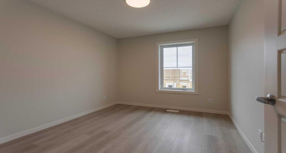 14689 1 Street, Calgary, Alberta T4B3P6, 3 Bedrooms Bedrooms, ,3 BathroomsBathrooms,Residential,For Sale,1,A2297504