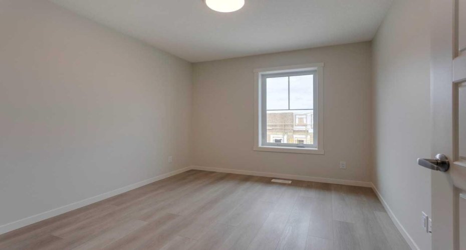 14689 1 Street, Calgary, Alberta T4B3P6, 3 Bedrooms Bedrooms, ,3 BathroomsBathrooms,Residential,For Sale,1,A2297504