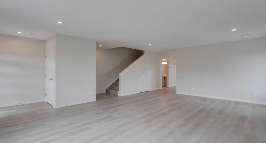 14689 1 Street, Calgary, Alberta T4B3P6, 3 Bedrooms Bedrooms, ,3 BathroomsBathrooms,Residential,For Sale,1,A2297504