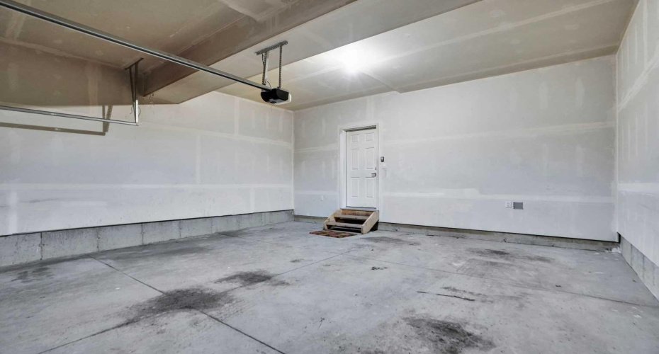 214 Cityside Grove, Calgary, Alberta T3N1E1, 3 Bedrooms Bedrooms, ,3 BathroomsBathrooms,Residential,For Sale,Cityside,A2297527