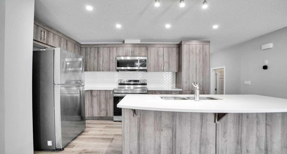 214 Cityside Grove, Calgary, Alberta T3N1E1, 3 Bedrooms Bedrooms, ,3 BathroomsBathrooms,Residential,For Sale,Cityside,A2297527