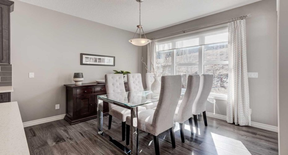 255 Riviera Way, Cochrane, Alberta T4C 0Z2, 4 Bedrooms Bedrooms, ,4 BathroomsBathrooms,Residential,For Sale,Riviera,A2297542