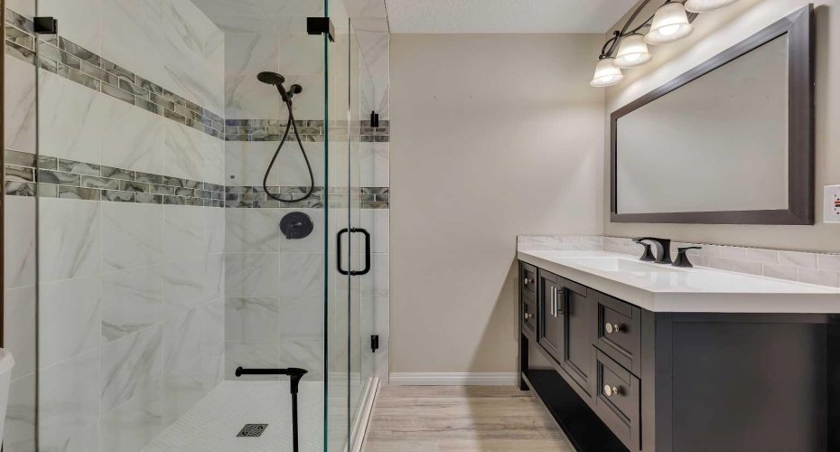 52 Sandstone Ridge Crescent, Okotoks, Alberta T1S 1P9, 4 Bedrooms Bedrooms, ,4 BathroomsBathrooms,Residential,For Sale,Sandstone Ridge,A2297544