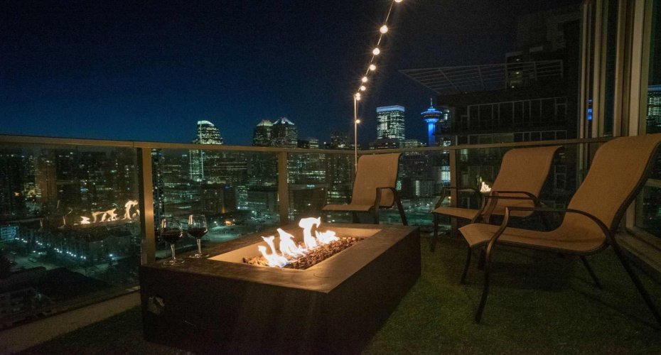 210 15 Avenue, Calgary, Alberta T2G 0B5, 2 Bedrooms Bedrooms, ,2 BathroomsBathrooms,Residential,For Sale,15,A2297572