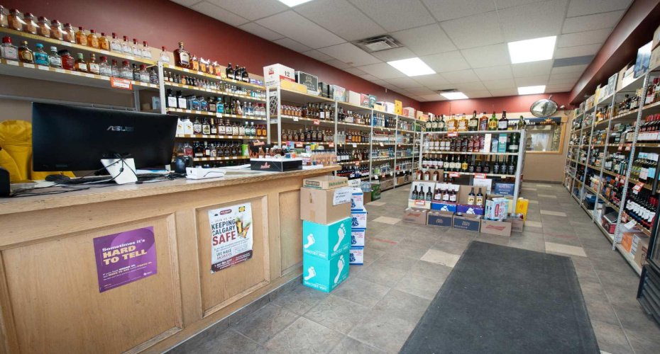 1234 12, Calgary, Alberta T1Y3T5, ,Commercial,For Lease,12,A2297704