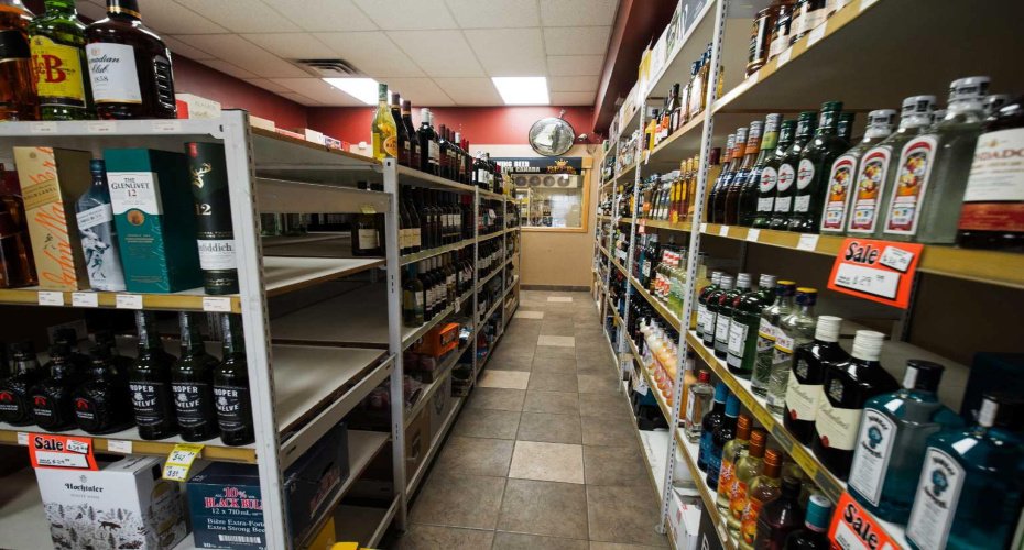 1234 12, Calgary, Alberta T1Y3T5, ,Commercial,For Lease,12,A2297704