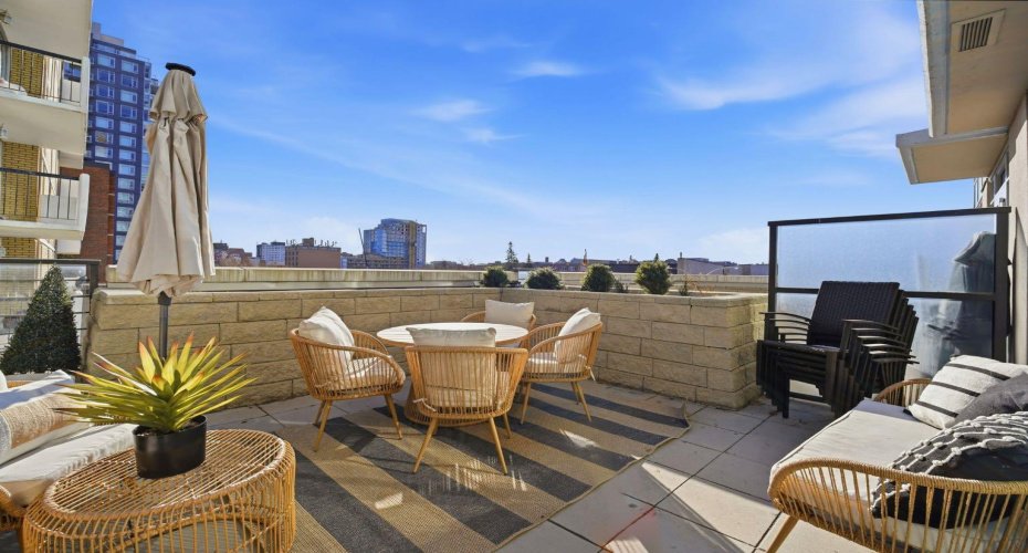 1500 7 Street, Calgary, Alberta T2R 1A7, 1 Bedroom Bedrooms, ,1 BathroomBathrooms,Residential,For Sale,7,A2296224