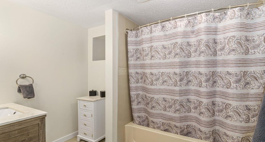 3223 83 Street, Calgary, Alberta T3B 5P4, 2 Bedrooms Bedrooms, ,1 BathroomBathrooms,Mobile,For Sale,83,A2297239