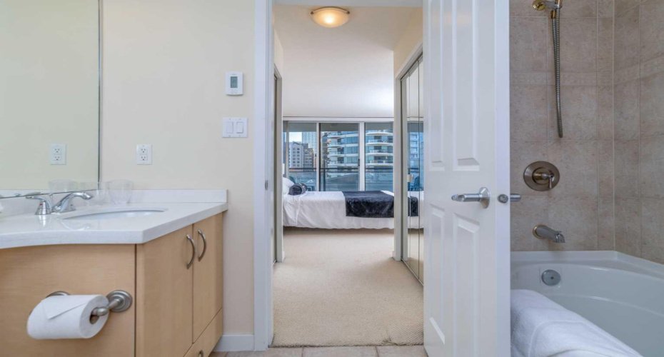 1108 6 Avenue, Calgary, Alberta T2P5K1, 2 Bedrooms Bedrooms, ,2 BathroomsBathrooms,Residential,For Sale,6,A2236474