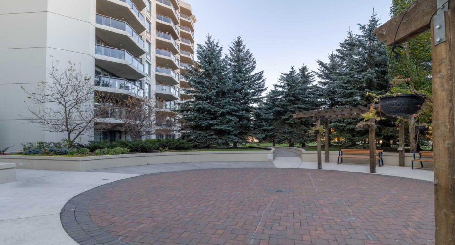 1108 6 Avenue, Calgary, Alberta T2P5K1, 2 Bedrooms Bedrooms, ,2 BathroomsBathrooms,Residential,For Sale,6,A2236474