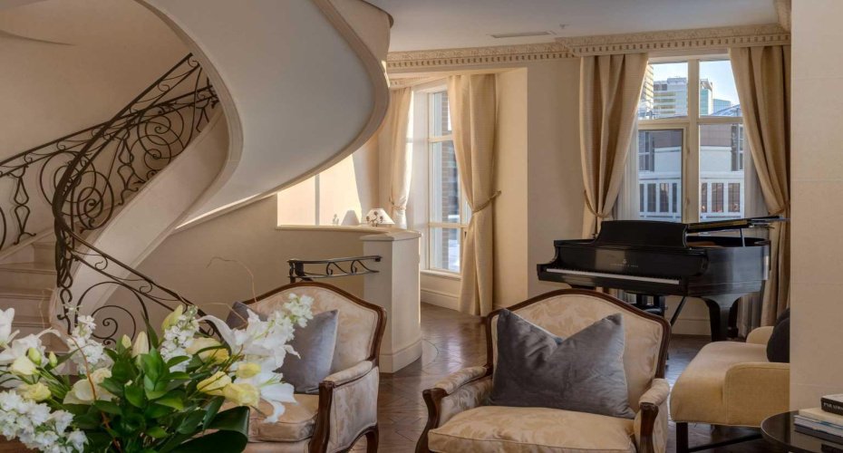 690 Princeton Way, Calgary, Alberta T2P 5J9, 2 Bedrooms Bedrooms, ,6 BathroomsBathrooms,Residential,For Sale,Princeton,A2262967