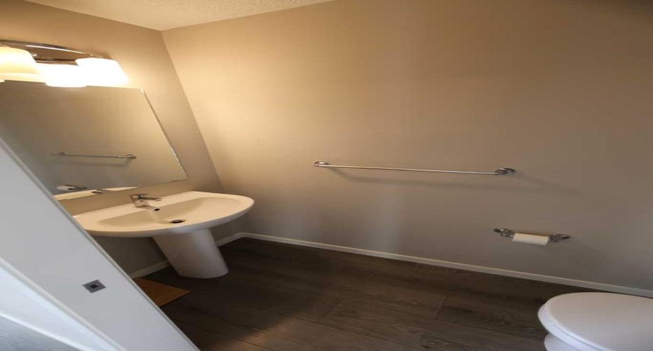 14 - Main Floor Bathroom