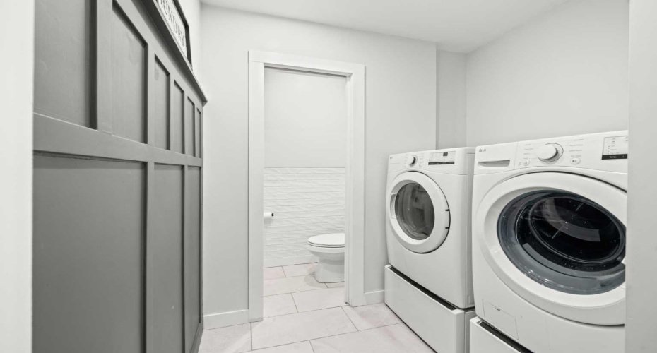 51 Hunters Crescent, Okotoks, Alberta T1S1M2, 3 Bedrooms Bedrooms, ,3 BathroomsBathrooms,Residential,For Sale,Hunters,A2282300