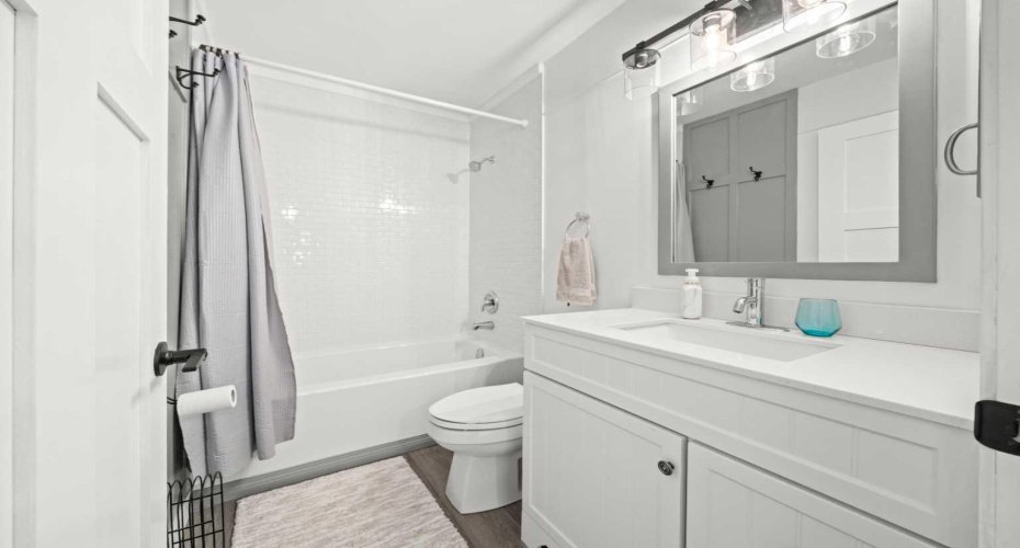 51 Hunters Crescent, Okotoks, Alberta T1S1M2, 3 Bedrooms Bedrooms, ,3 BathroomsBathrooms,Residential,For Sale,Hunters,A2282300