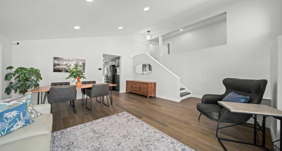 51 Hunters Crescent, Okotoks, Alberta T1S1M2, 3 Bedrooms Bedrooms, ,3 BathroomsBathrooms,Residential,For Sale,Hunters,A2282300