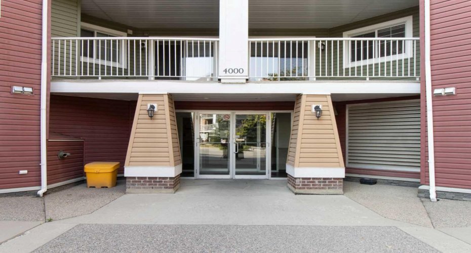 10 Prestwick Bay, Calgary, Alberta T2Z 0B4, 2 Bedrooms Bedrooms, ,1 BathroomBathrooms,Residential,For Sale,Prestwick,A2282420