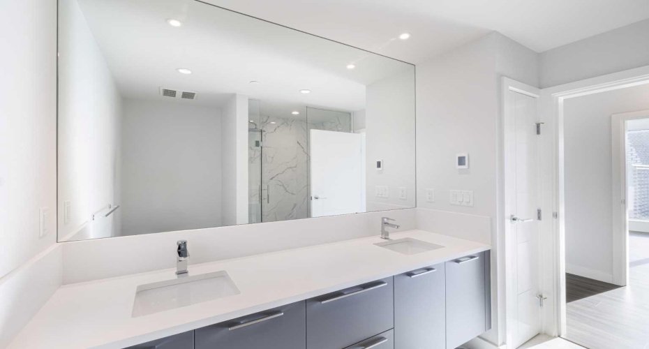 530 3 Street, Calgary, Alberta T2G2L8, ,Rental,3,A2287096