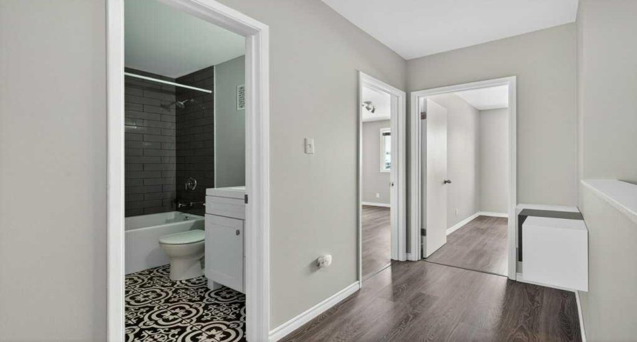 2211 19 Street, Calgary, Alberta T2E 4Y5, 3 Bedrooms Bedrooms, ,1 BathroomBathrooms,Residential,For Sale,19,A2297029