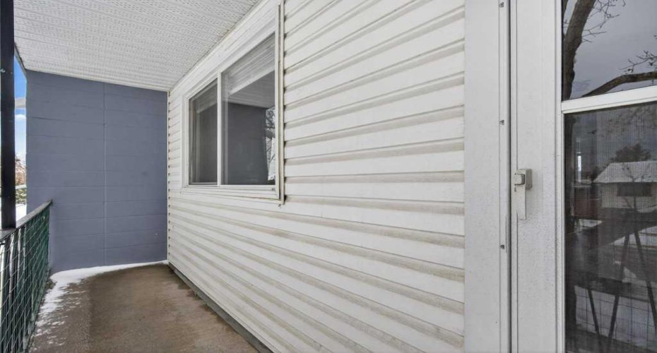 2211 19 Street, Calgary, Alberta T2E 4Y5, 3 Bedrooms Bedrooms, ,1 BathroomBathrooms,Residential,For Sale,19,A2297029