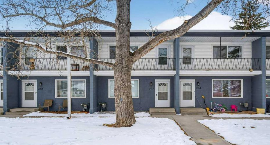 2211 19 Street, Calgary, Alberta T2E 4Y5, 3 Bedrooms Bedrooms, ,1 BathroomBathrooms,Residential,For Sale,19,A2297029