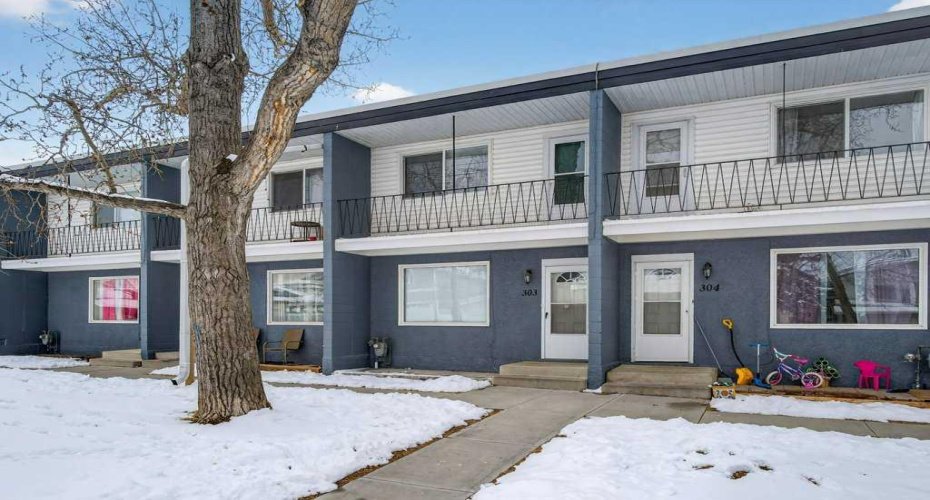 2211 19 Street, Calgary, Alberta T2E 4Y5, 3 Bedrooms Bedrooms, ,1 BathroomBathrooms,Residential,For Sale,19,A2297029