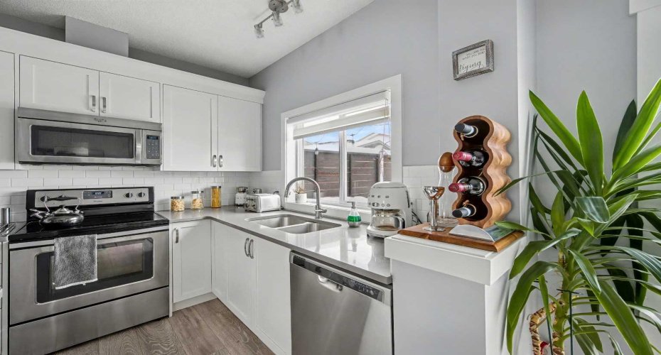 38 Sage Bluff Gate, Calgary, Alberta T3R 0Y9, 4 Bedrooms Bedrooms, ,4 BathroomsBathrooms,Residential,For Sale,Sage Bluff,A2297224