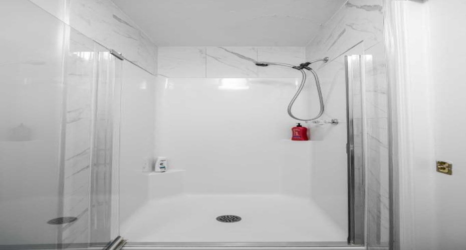 48 Douglas Park Boulevard, Calgary, Alberta T2Z2B1, 3 Bedrooms Bedrooms, ,3 BathroomsBathrooms,Residential,For Sale,Douglas Park,A2297289