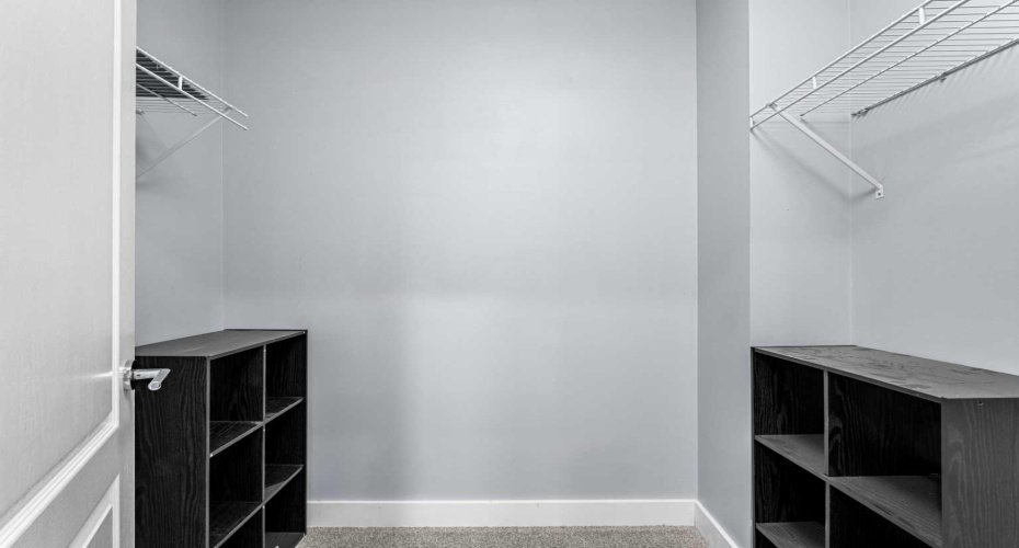 48 Douglas Park Boulevard, Calgary, Alberta T2Z2B1, 3 Bedrooms Bedrooms, ,3 BathroomsBathrooms,Residential,For Sale,Douglas Park,A2297289