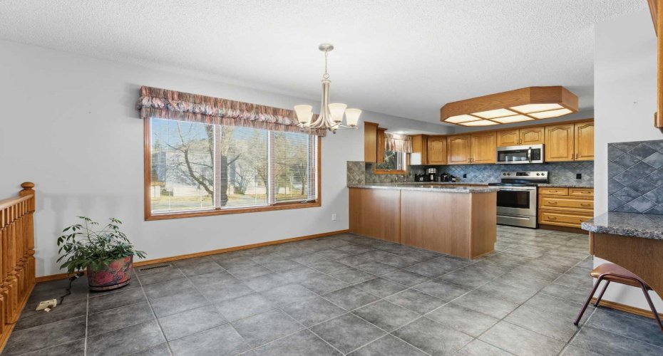 531 Sierra Morena Court, Calgary, Alberta T3H 3C2, 3 Bedrooms Bedrooms, ,3 BathroomsBathrooms,Residential,For Sale,Sierra Morena,A2297449