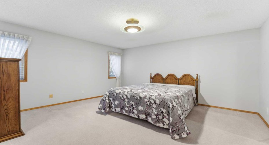 531 Sierra Morena Court, Calgary, Alberta T3H 3C2, 3 Bedrooms Bedrooms, ,3 BathroomsBathrooms,Residential,For Sale,Sierra Morena,A2297449