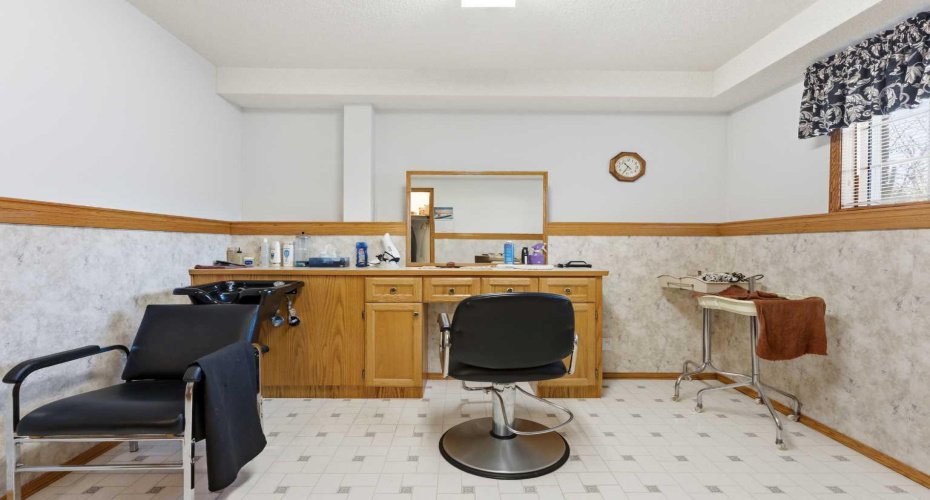 531 Sierra Morena Court, Calgary, Alberta T3H 3C2, 3 Bedrooms Bedrooms, ,3 BathroomsBathrooms,Residential,For Sale,Sierra Morena,A2297449
