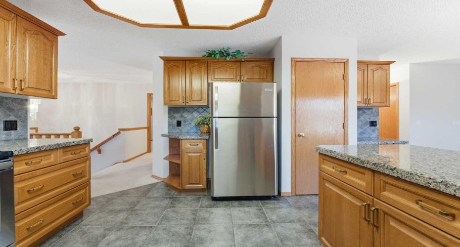 531 Sierra Morena Court, Calgary, Alberta T3H 3C2, 3 Bedrooms Bedrooms, ,3 BathroomsBathrooms,Residential,For Sale,Sierra Morena,A2297449