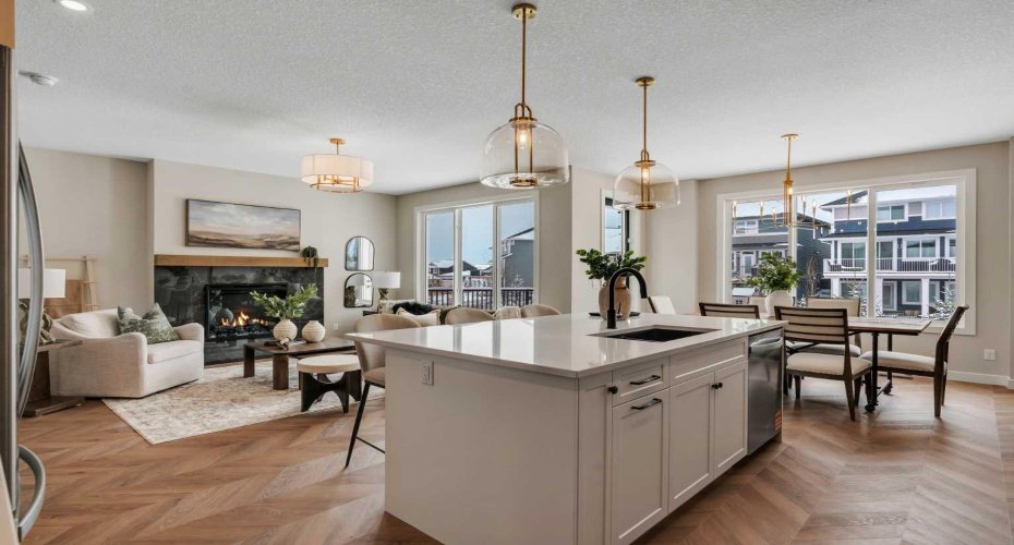 47 Sundown Crescent, Cochrane, Alberta T4C 0H4, 3 Bedrooms Bedrooms, ,3 BathroomsBathrooms,Residential,For Sale,Sundown,A2297461