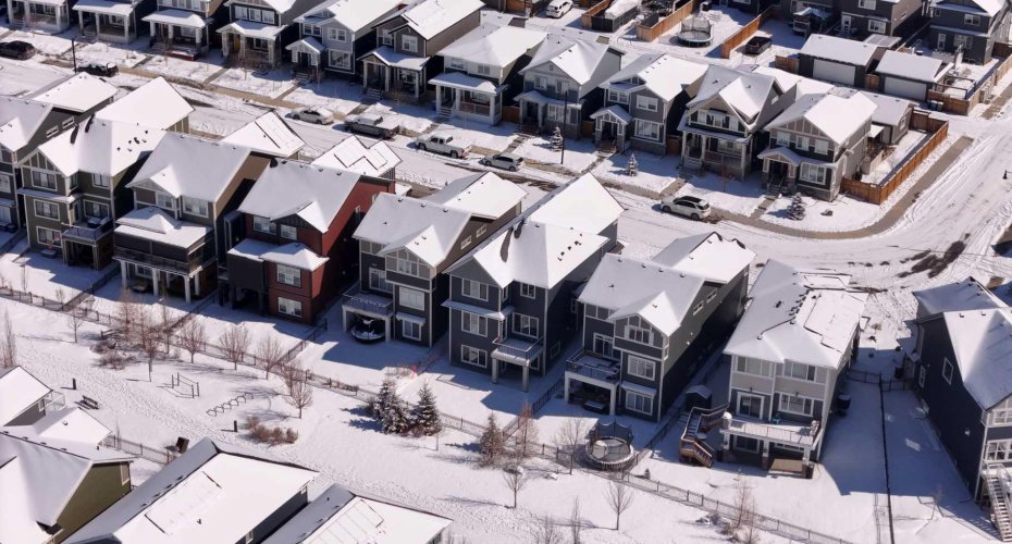 47 Sundown Crescent, Cochrane, Alberta T4C 0H4, 3 Bedrooms Bedrooms, ,3 BathroomsBathrooms,Residential,For Sale,Sundown,A2297461