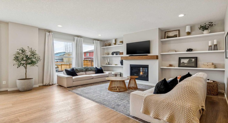 44 Legacy Landing, Calgary, Alberta T2X 2E5, 3 Bedrooms Bedrooms, ,4 BathroomsBathrooms,Residential,For Sale,Legacy,A2297636