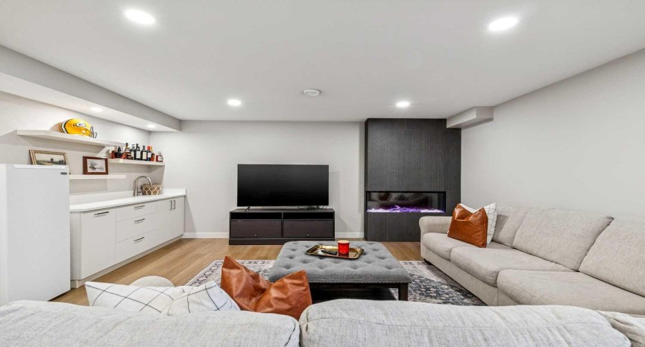 Fantastic Fireplace Feature