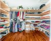 WALK IN CLOSET