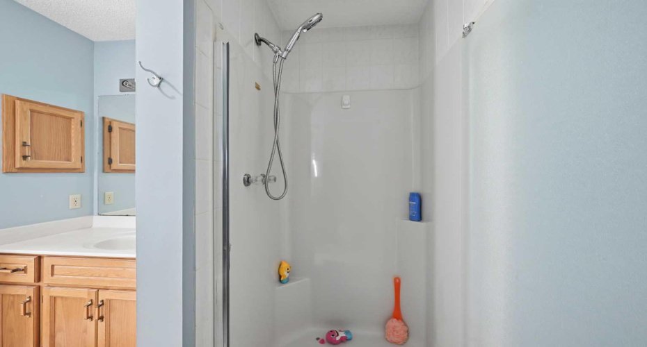 64 Eldorado Close, Calgary, Alberta T3Y 6T2, 5 Bedrooms Bedrooms, ,4 BathroomsBathrooms,Residential,For Sale,Eldorado,A2297683