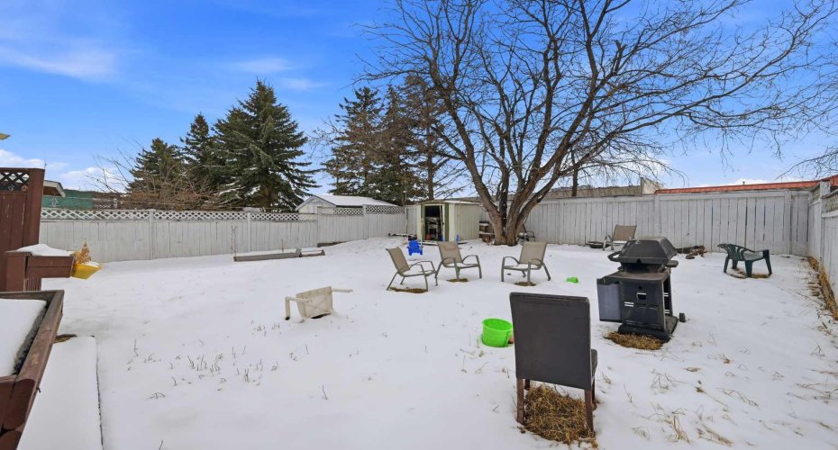 64 Eldorado Close, Calgary, Alberta T3Y 6T2, 5 Bedrooms Bedrooms, ,4 BathroomsBathrooms,Residential,For Sale,Eldorado,A2297683