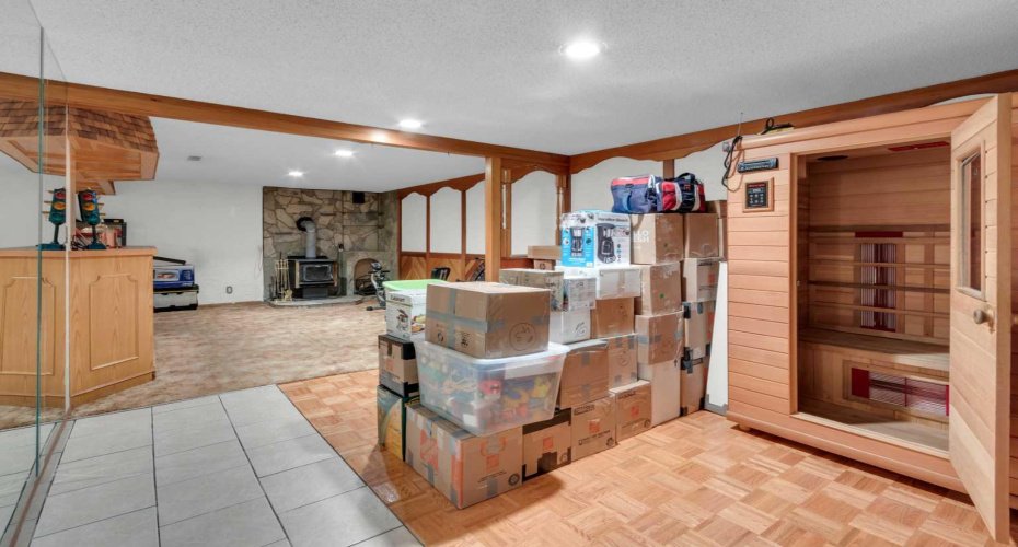 Infrared sauna included