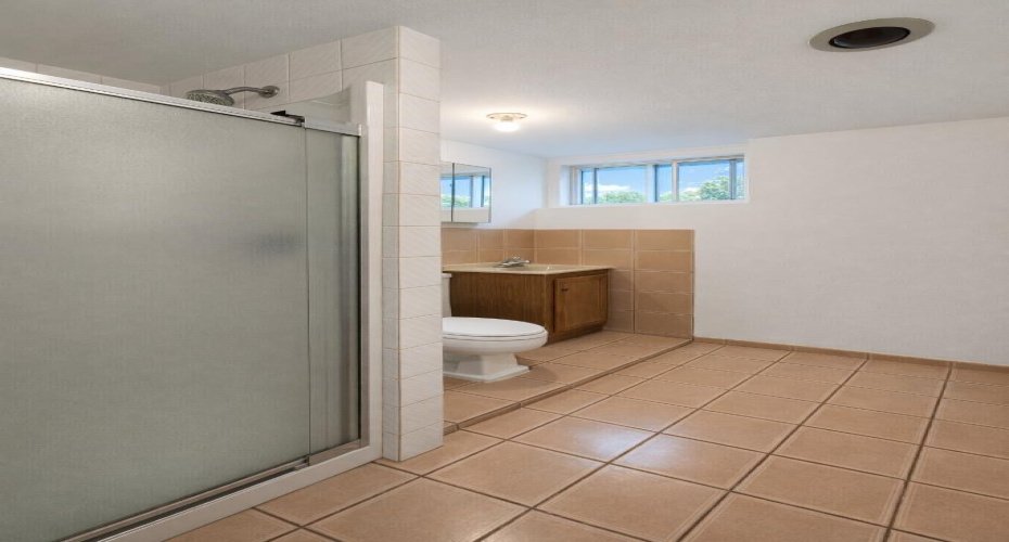 326 27 Avenue, Calgary, Alberta T2E 2A2, 3 Bedrooms Bedrooms, ,2 BathroomsBathrooms,Residential,For Sale,27,A2297758